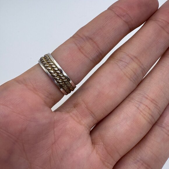 VTG Two Tone Sterling Silver 925 Braided Design Band Ring Size 8 - Picture 5 of 8
